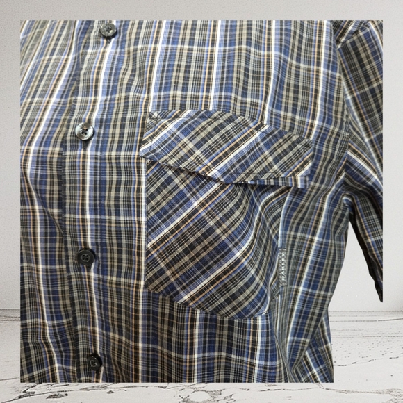 Oakley Blue Casual Button Down Shirt Lightweight Cotton Size Med - Picture 3 of 7